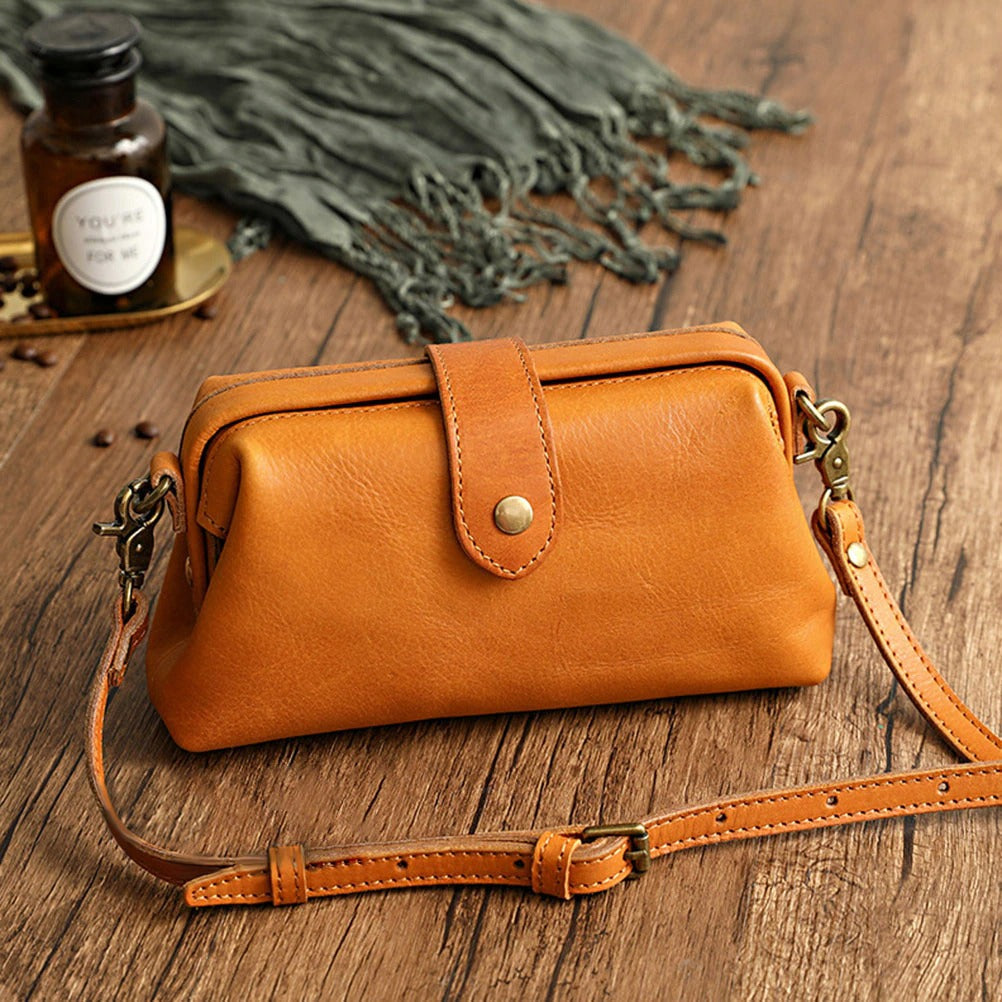 Vanity Bag™ | Handmade retro leather bag (60% OFF!)